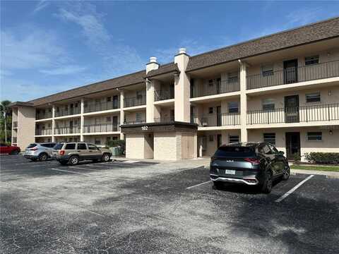 102 CAPRI ISLES BOULEVARD, VENICE, FL 34292