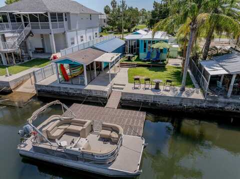 7091 WESTWIND STREET, WEEKI WACHEE, FL 34607