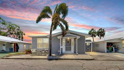 17 BRADEN CASTLE DRIVE, BRADENTON, FL 34208