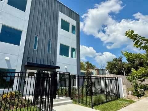 851 6TH AVENUE S, Saint Petersburg, FL 33701