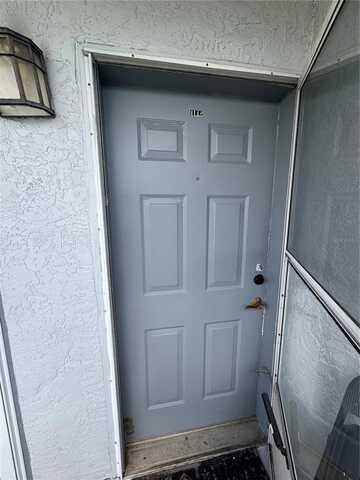 4148 DOLPHIN DRIVE, TAMPA, FL 33617