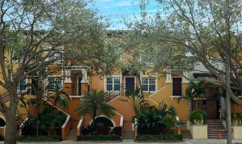 200 4TH AVENUE S, Saint Petersburg, FL 33701