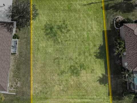 2305 CHILCOTE TERRACE, PORT CHARLOTTE, FL 33981