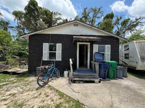 3613 DELEUIL AVENUE, TAMPA, FL 33610