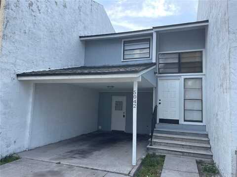 5042 TERRACE VILLAGE LANE, TAMPA, FL 33617