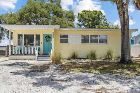 6453 5TH AVENUE N, Saint Petersburg, FL 33710