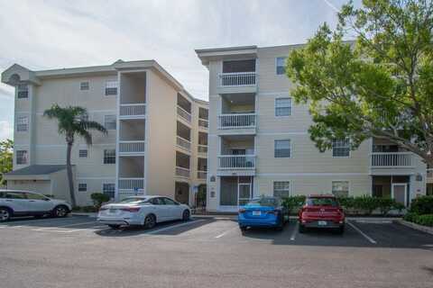 6817 STONES THROW CIRCLE N, Saint Petersburg, FL 33710