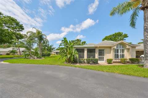 1211 GOLFVIEW WOODS DRIVE, SUN CITY CENTER, FL 33573