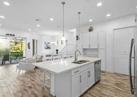 406 CAPTIVA DRIVE, DAVENPORT, FL 33896