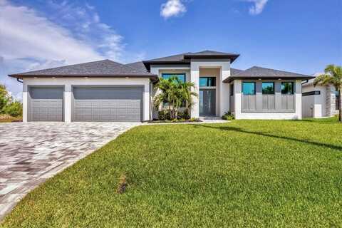 8634 SANTA CRUZ DRIVE, PORT CHARLOTTE, FL 33981