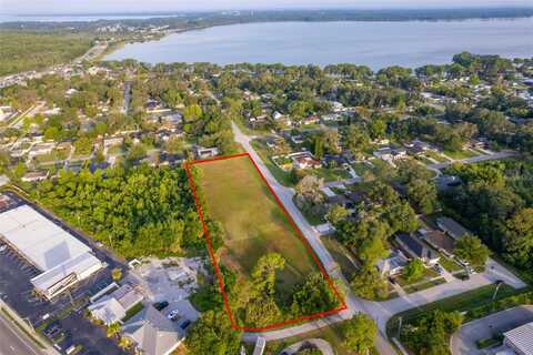 W NELSON STREET, TAVARES, FL 32778