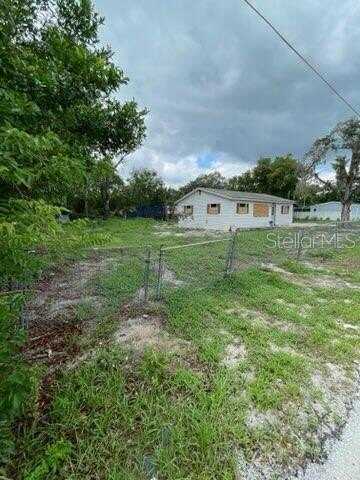 11626 FAIRMONT AVENUE, LEESBURG, FL 34788