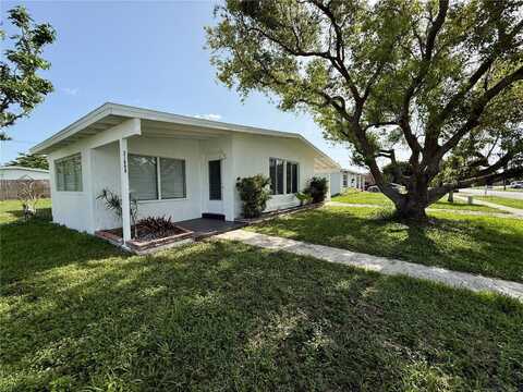21899 CELLINI AVENUE, PORT CHARLOTTE, FL 33952