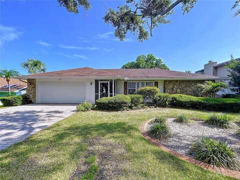 13725 OAK FOREST BOULEVARD N, SEMINOLE, FL 33776