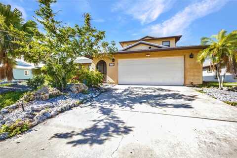 18566 ARAPAHOE CIRCLE, PORT CHARLOTTE, FL 33948