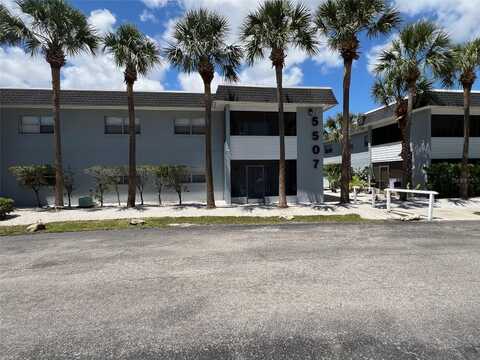 5507 FOUNTAIN LAKE CIRCLE, BRADENTON, FL 34207