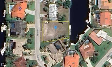 80 OCEAN DRIVE, PUNTA GORDA, FL 33950