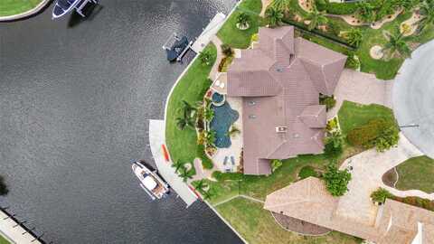 250 FREEPORT COURT, PUNTA GORDA, FL 33950