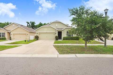 6866 WAGON TRAIL STREET, ZEPHYRHILLS, FL 33541