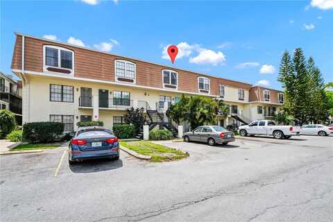 6052 VILLAGE CIRCLE, ORLANDO, FL 32822