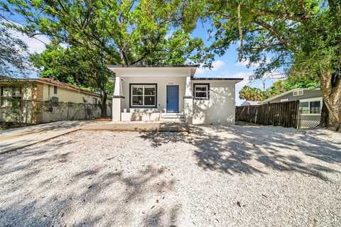 8504 N 17TH STREET, TAMPA, FL 33604