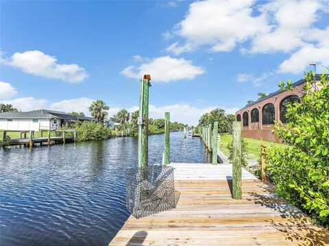18702 VAN NUYS CIRCLE, PORT CHARLOTTE, FL 33948