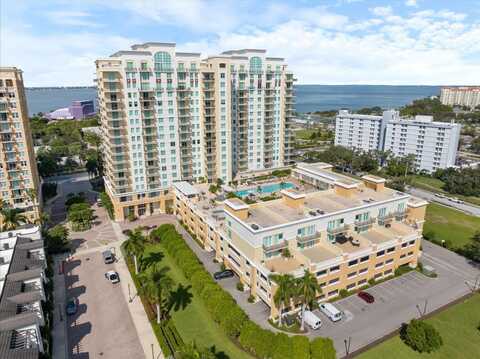 800 N TAMIAMI TRAIL, SARASOTA, FL 34236