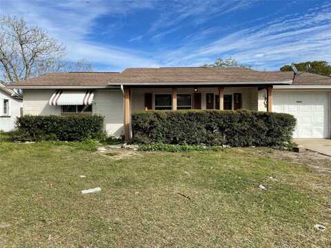 4800 FLEETWOOD ST, NEW PORT RICHEY, FL 34653
