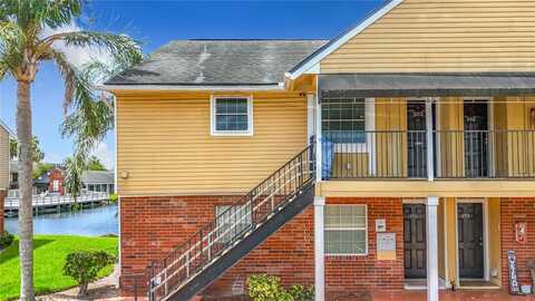 200 COUNTRY CLUB DRIVE, LARGO, FL 33771
