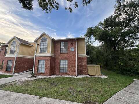 8617 FANCY FINCH DRIVE, TAMPA, FL 33614