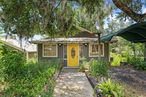 603 FRONT STREET, WELAKA, FL 32193