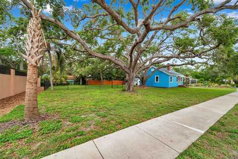 320 BROADWAY, DUNEDIN, FL 34698