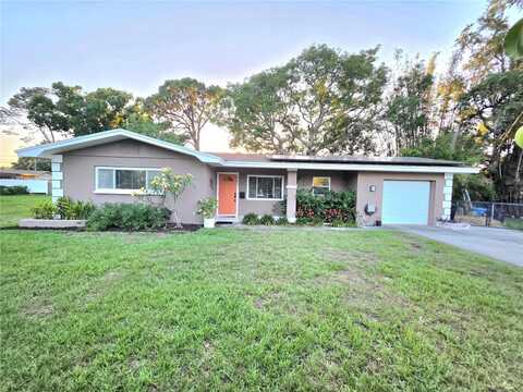 663 68TH AVENUE S, Saint Petersburg, FL 33705