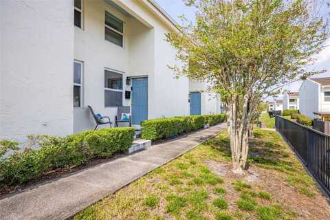 4314 LA MORA COURT, TAMPA, FL 33611