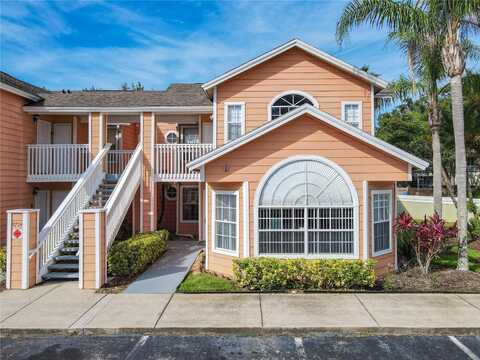 8704 KNIGHTSBRIDGE COURT, KISSIMMEE, FL 34747