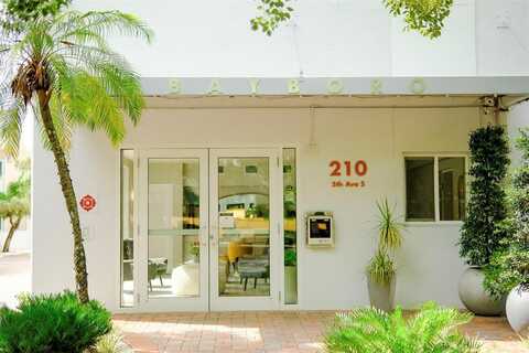 210 5TH AVENUE S, Saint Petersburg, FL 33701