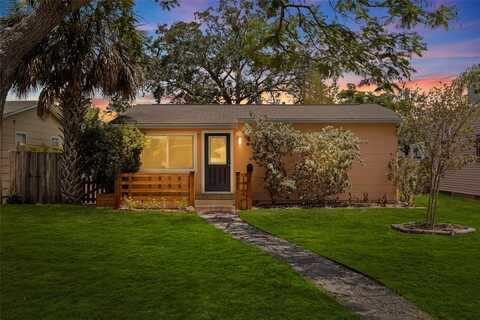 131 44TH AVENUE N, Saint Petersburg, FL 33703