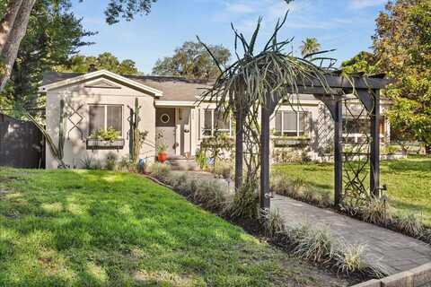 100 KENNISON DRIVE, ORLANDO, FL 32801