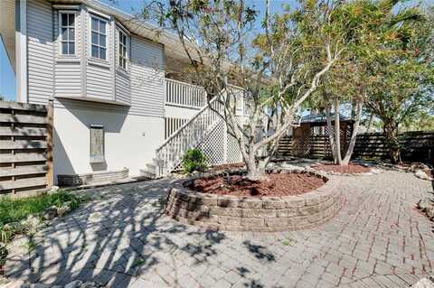 610 ALLIGATOR DRIVE, VENICE, FL 34293