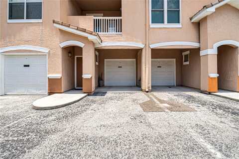 17996 VILLA CREEK DRIVE, TAMPA, FL 33647