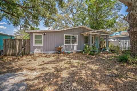 9307 N OAKLEAF AVENUE, TAMPA, FL 33612