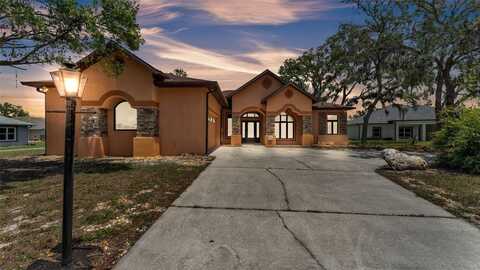 5370 BOXTREE COURT, DADE CITY, FL 33523