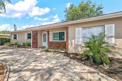9810 N 53RD STREET, TEMPLE TERRACE, FL 33617