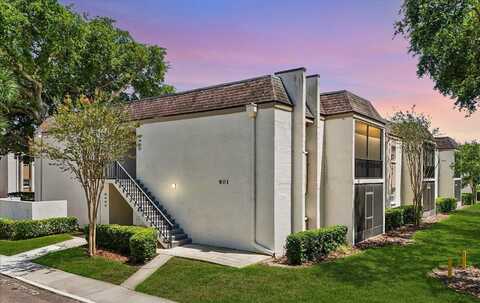 801 RUSSELL LANE, BRANDON, FL 33510