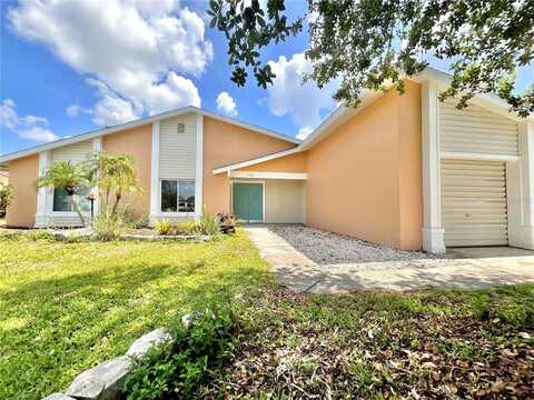 713 WOOD LANE, KISSIMMEE, FL 34759