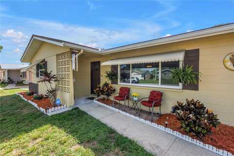 9892 111TH STREET, SEMINOLE, FL 33772