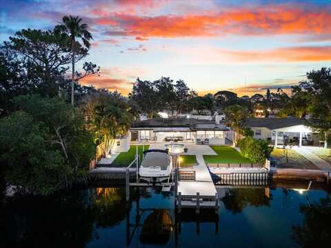 8848 SUNLIT COVE DRIVE NE, Saint Petersburg, FL 33702