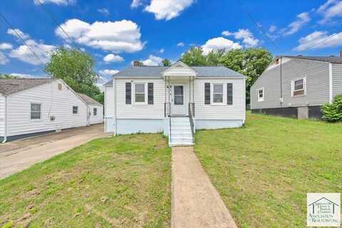 107 Roselawn Heights, Martinsville, VA 24112