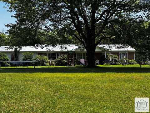 9728 Chatham Rd, Martinsville, VA 24112