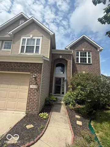 7822 Wahlberg Drive, Zionsville, IN 46077